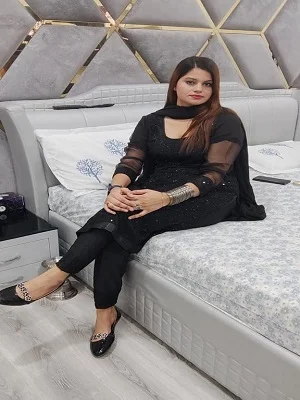 Call Girl in Kompally